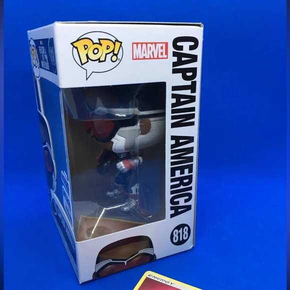 Funko Pop! Falcon and the Winter Soldier: Captain America #818 Amazon Exclusive - Picture 5 of 11